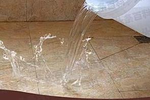 修武漏水维修 免砸砖防水材料该如何施工